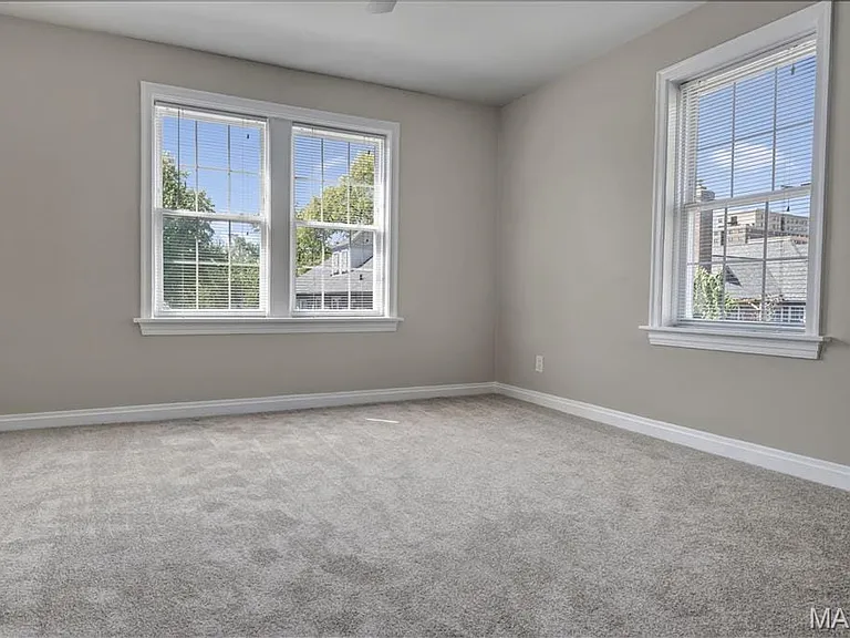 7536 Oxford Dr #3 — Photo 28