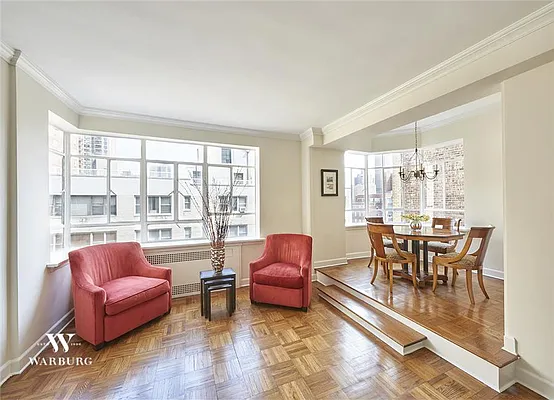 Sold by Warburg | media 2