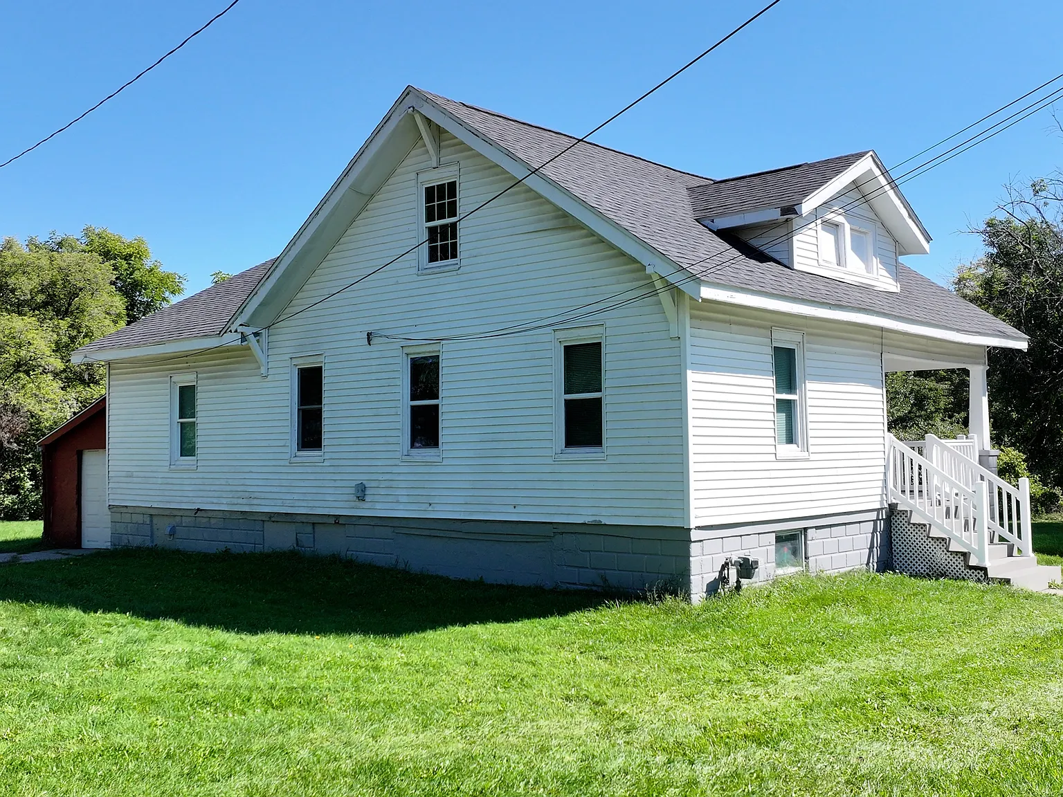3 bed, 1392 sqft, $1,299 — Photo 4