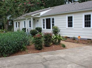 711 Oakwood Dr, Clinton, MS 39056