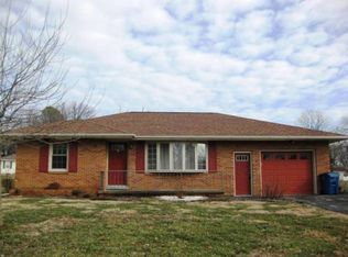 308 Forio Ave, Mount Carmel, IL 62863