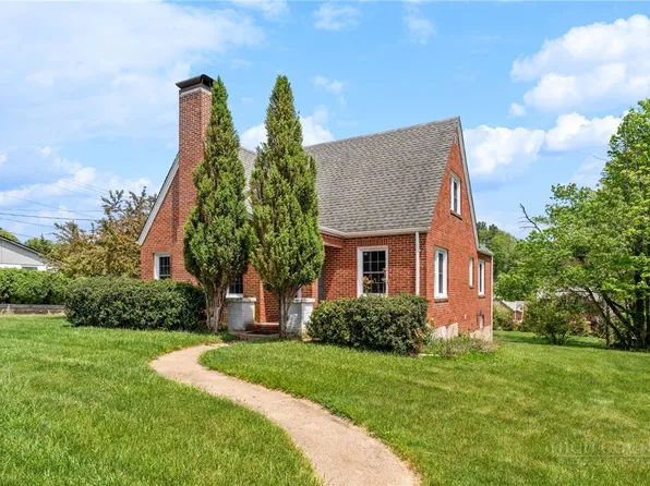 306 Wilton Avenue, West Jefferson, NC 28694