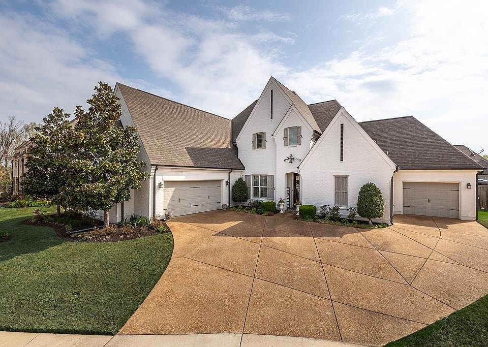 1st image of 608 Cypress Run Cv