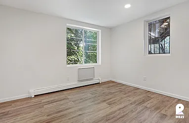 Rented by REZI