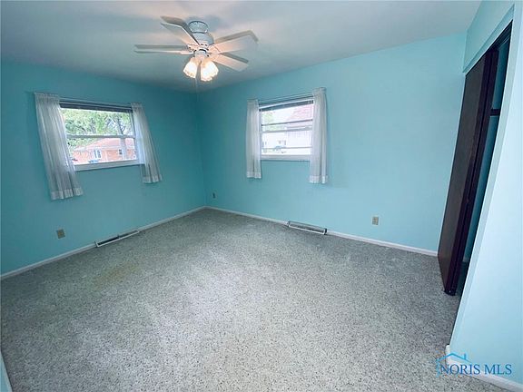 4th image of 1545 Blandin St