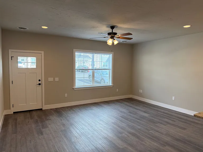 Salem Run Apartments Phase 2 — Photo 127