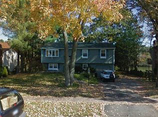 36 Cattail Rd, Glastonbury, CT 06033