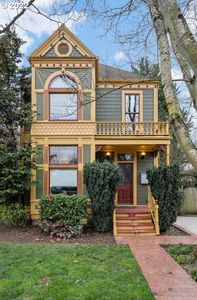 2737 SW 1st Ave, Portland, OR, 97201