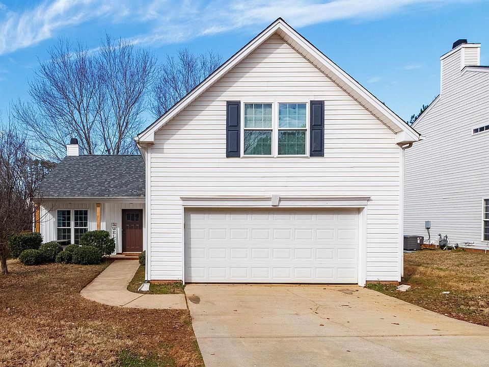 1st image of 11 Brockmore Dr