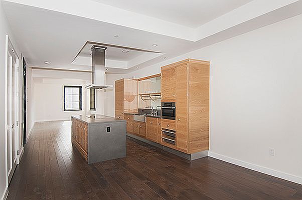 1st image of 425 W 50th St APT 16B