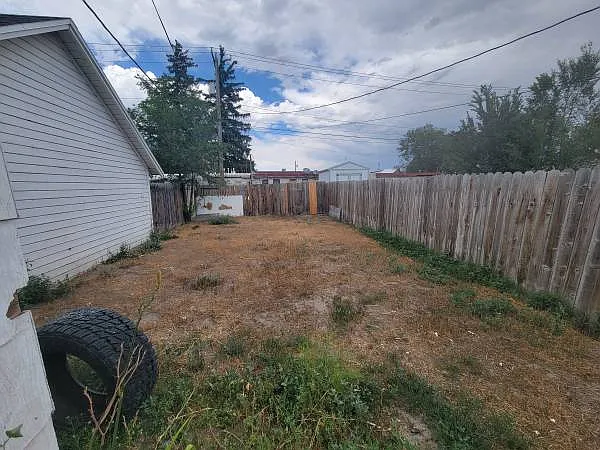 215 Lomax St — Photo 10