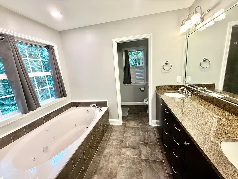 2041 English Ln — Photo 68