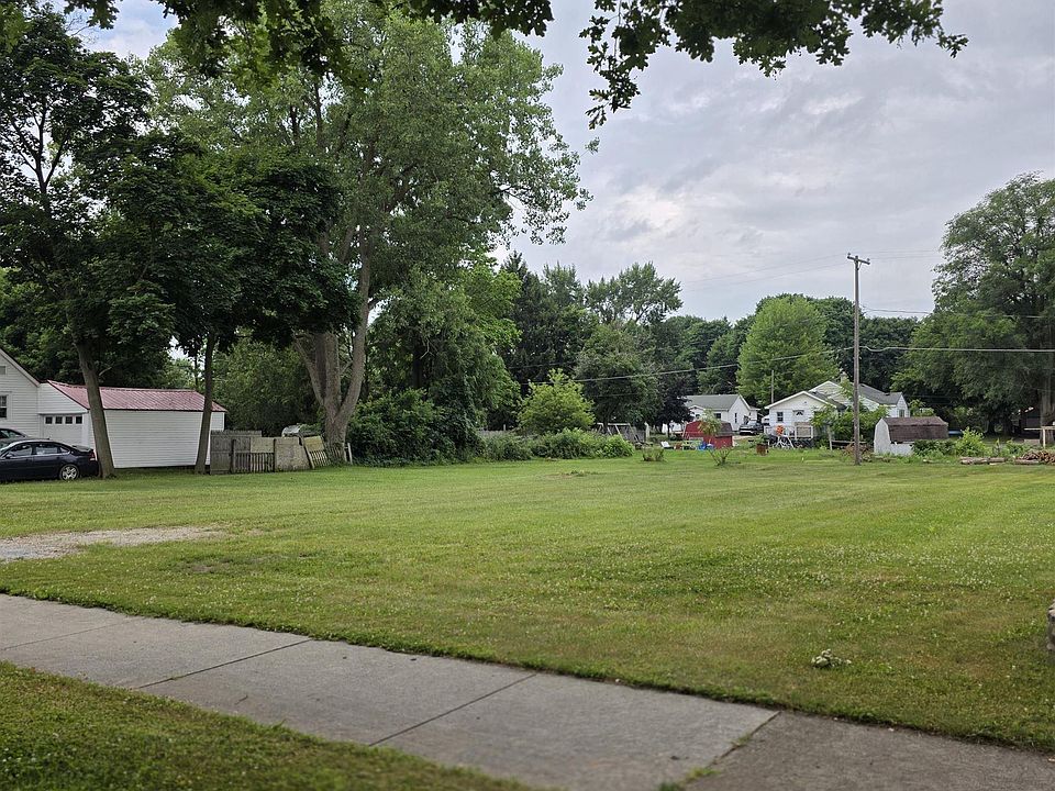 1st image of 111 Grove Ave