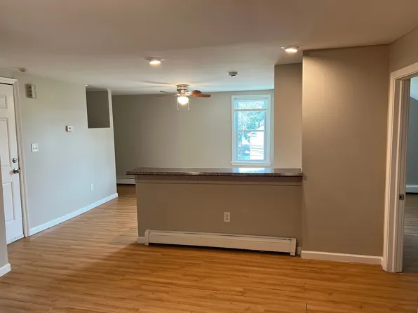290 Lawlor St #3, New Britain, CT 06051