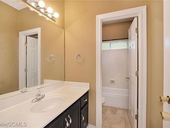 5th image of 2181 Irongate Ct