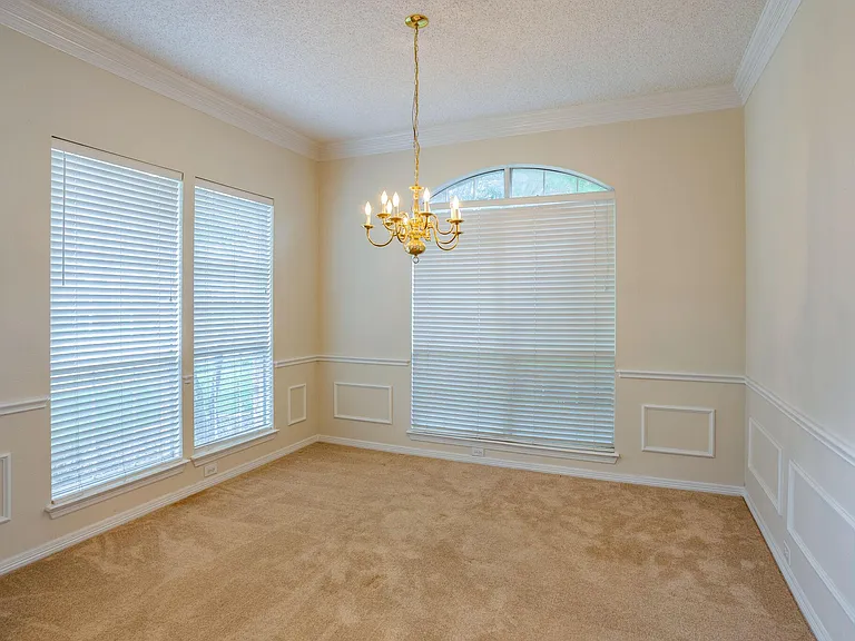 1304 Pagewynne Dr — Photo 21
