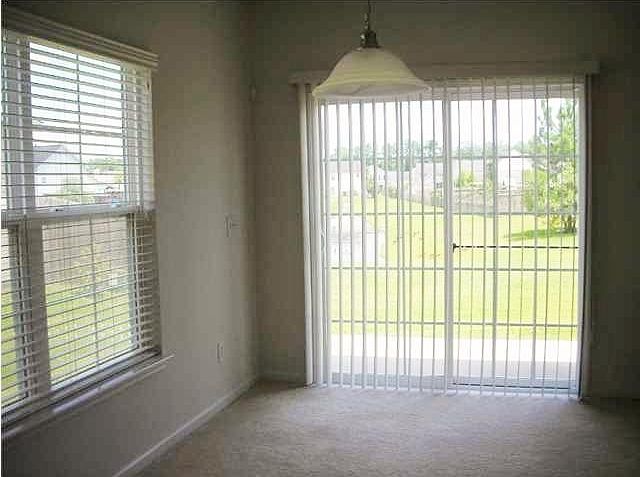 1st image of 110 Lamplighter Ln