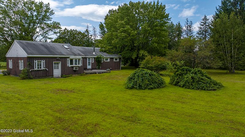 5th image of 103 Jones Road