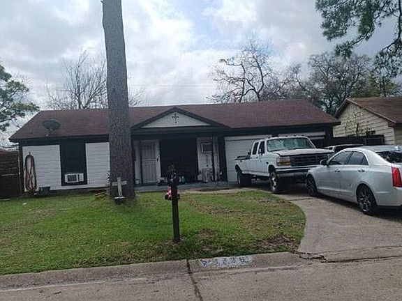 5th image of 4726 Charriton Dr