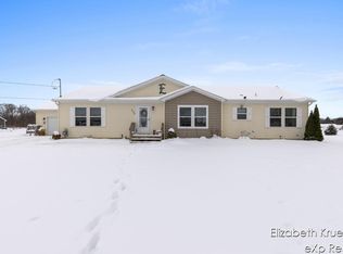 930 Solon St NE, Cedar Springs, MI 49319