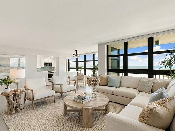 3rd image of 320 Seaview Ct APT 512