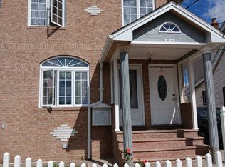 16725 110th Rd, Jamaica, NY 11433