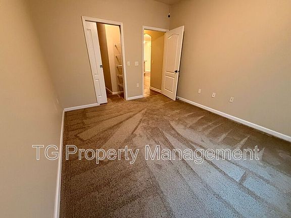 3rd image of 3750 Silver Bluff Blvd APT 406