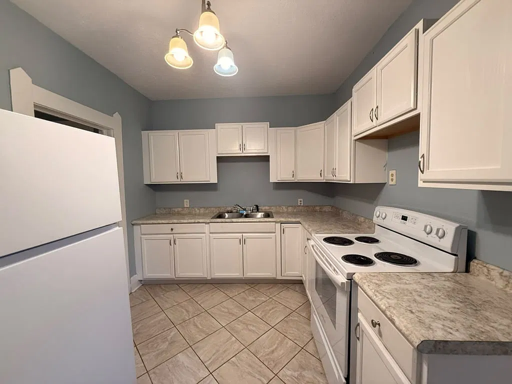 1 bed, 800 sqft, $900 — Photo 4