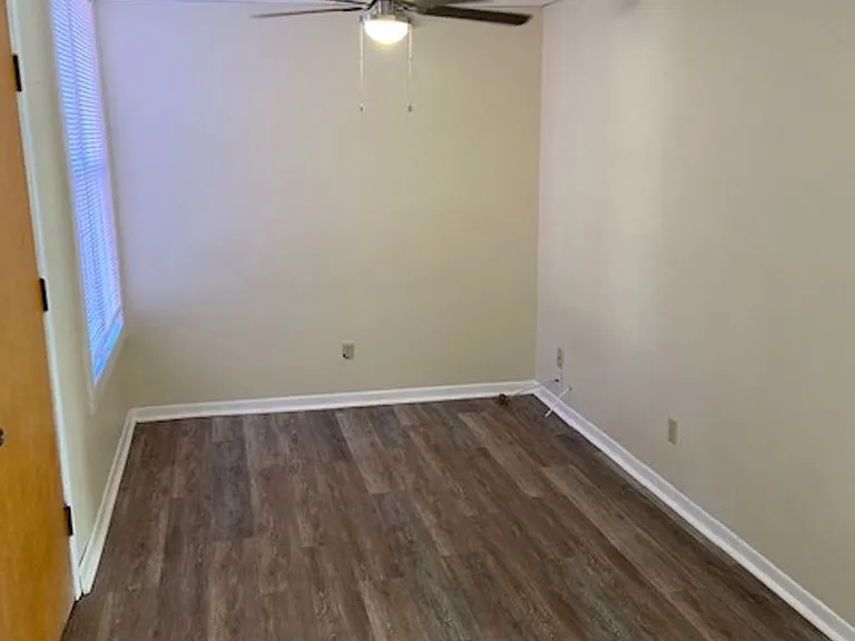111 S Newport Ave #18 — Photo 3