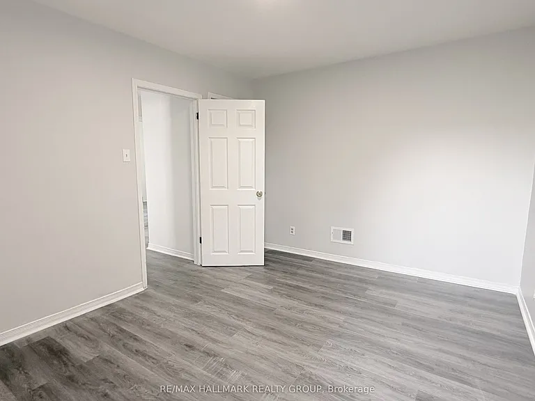1262 Brookline Ave — Photo 7