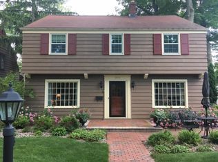 1501 Oakcrest Ct, Appleton, WI 54914