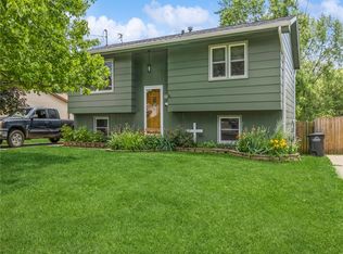 1004 Hackley Ave, Des Moines, IA 50315