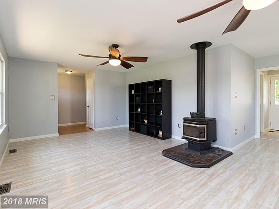 5th image of 6928 Maplewood Dr