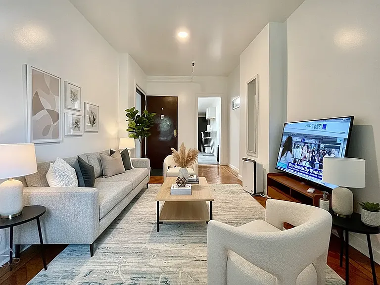 312 Decatur St #4 — Photo 2