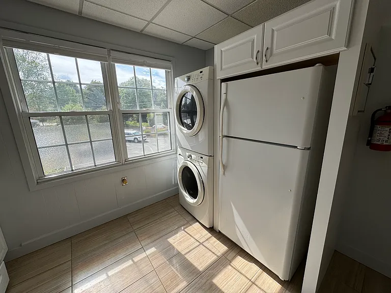 196 Rock Rd #2-B — Photo 7