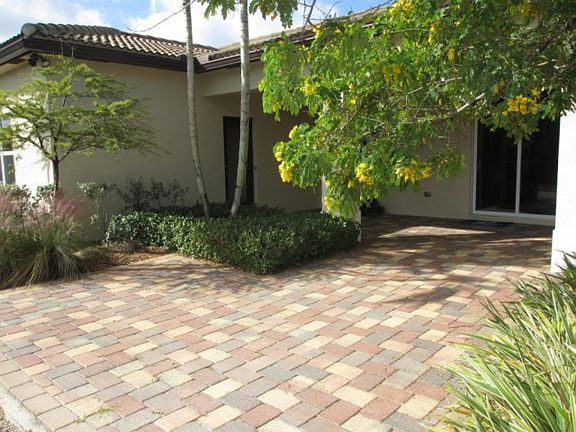 5th image of 163 Darby Island Pl