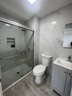 Rented by Standard Living Realty Inc | media 26