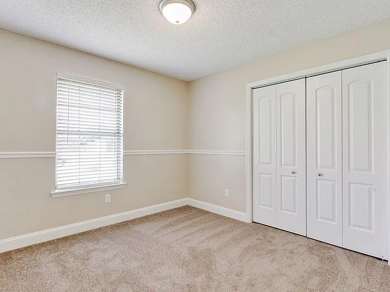 721 Cindy Ln — Photo 22