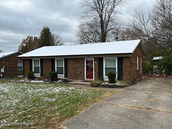 3rd image of 6908 Stablelake Ct