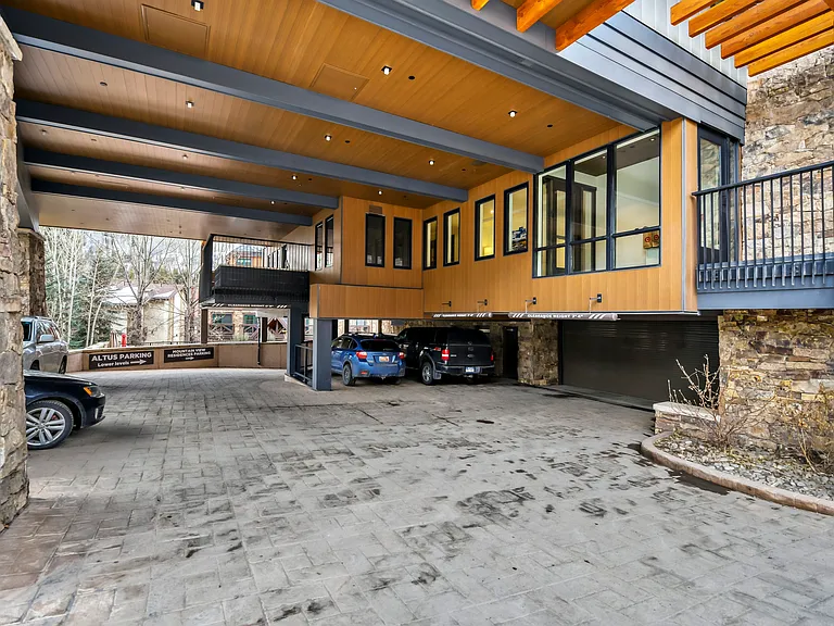 430 S Frontage Rd E #D — Photo 16