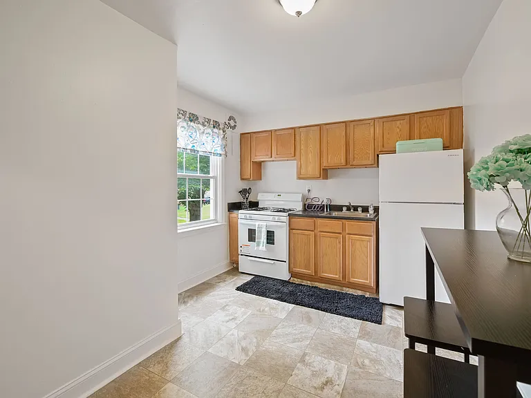 Loch Raven Village Apartments — Photo 20