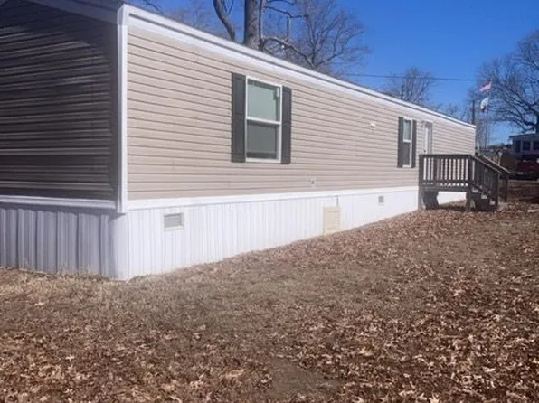 121 Curley Ln, Colonial Beach, VA 22443