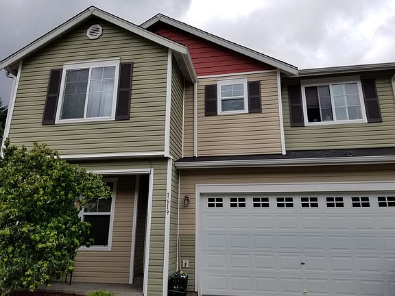 2nd image of 1619 Cunningham Dr NE