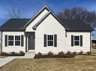 204 15th Ave E, Springfield, TN 37172