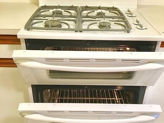 5th image of 23 Seneca Dr #1046