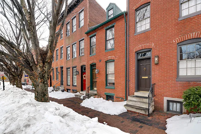 Building Photo - 113 W Hill St