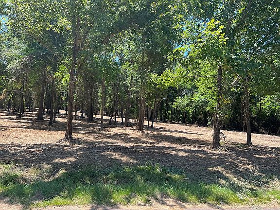 3rd image of 9005 County Road 476 S