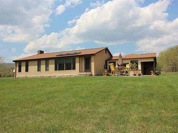 5th image of 207 Yellow Springs Ln