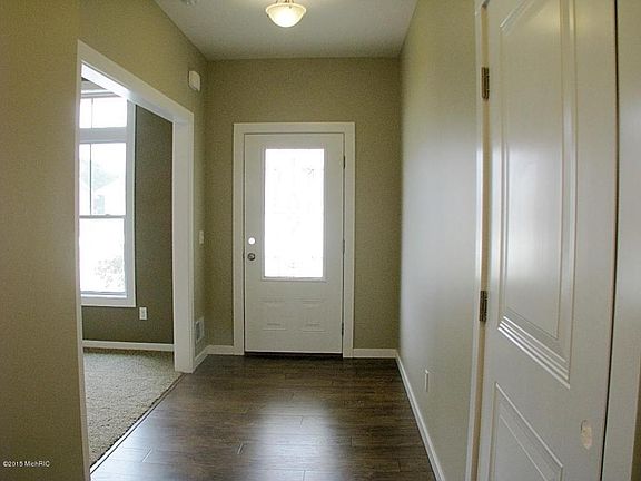5th image of 2538 Nuttall Ct #32