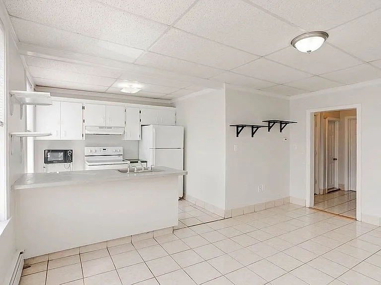 156 Bennington St #2 — Photo 3
